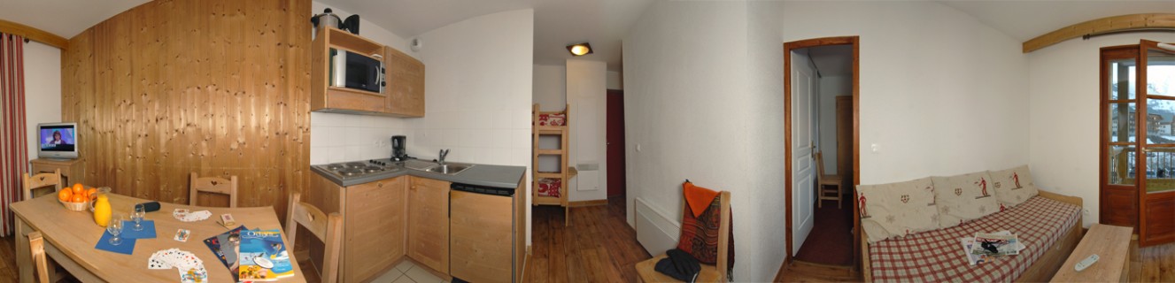 Saint Sorlin d'Arves - L'Ore des Pistes : Vue intrieure d'un appartement